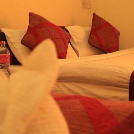 Hotel Royal Image Ποκάρα Εξωτερικό φωτογραφία