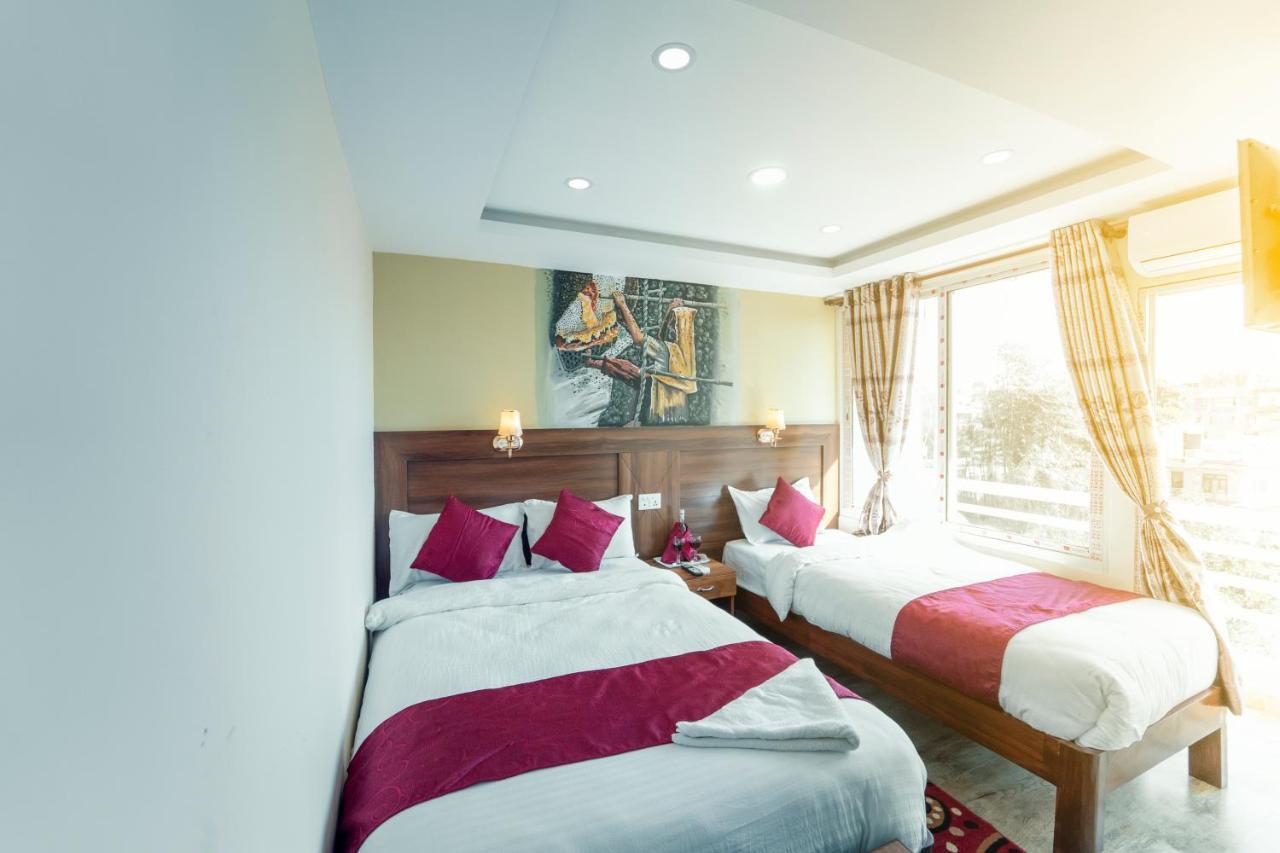 Hotel Royal Image Ποκάρα Εξωτερικό φωτογραφία