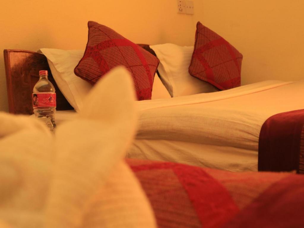 Hotel Royal Image Ποκάρα Εξωτερικό φωτογραφία