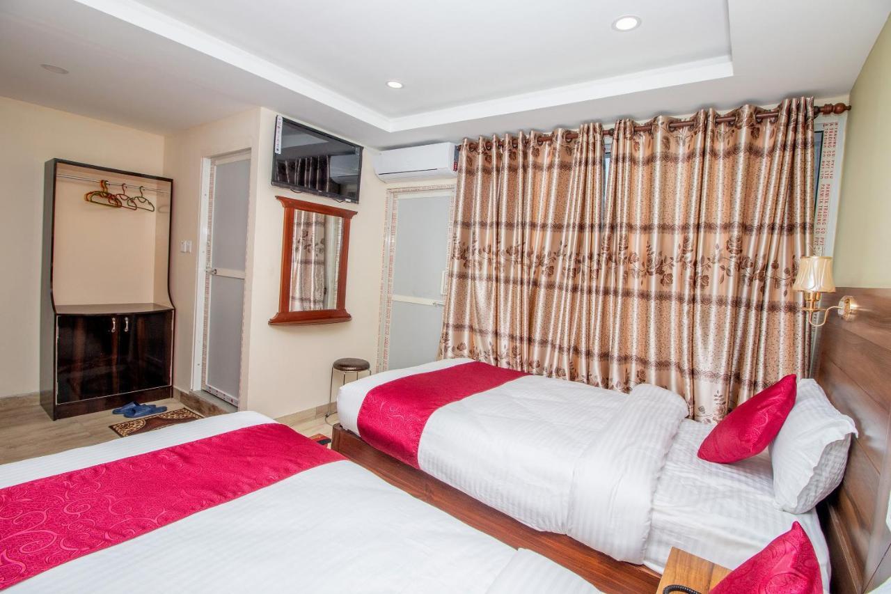 Hotel Royal Image Ποκάρα Εξωτερικό φωτογραφία