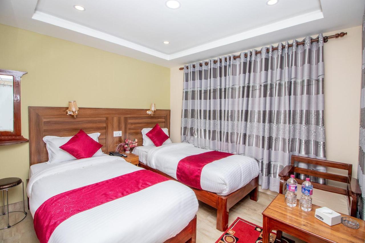 Hotel Royal Image Ποκάρα Εξωτερικό φωτογραφία