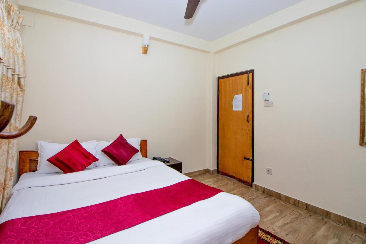 Hotel Royal Image Ποκάρα Εξωτερικό φωτογραφία