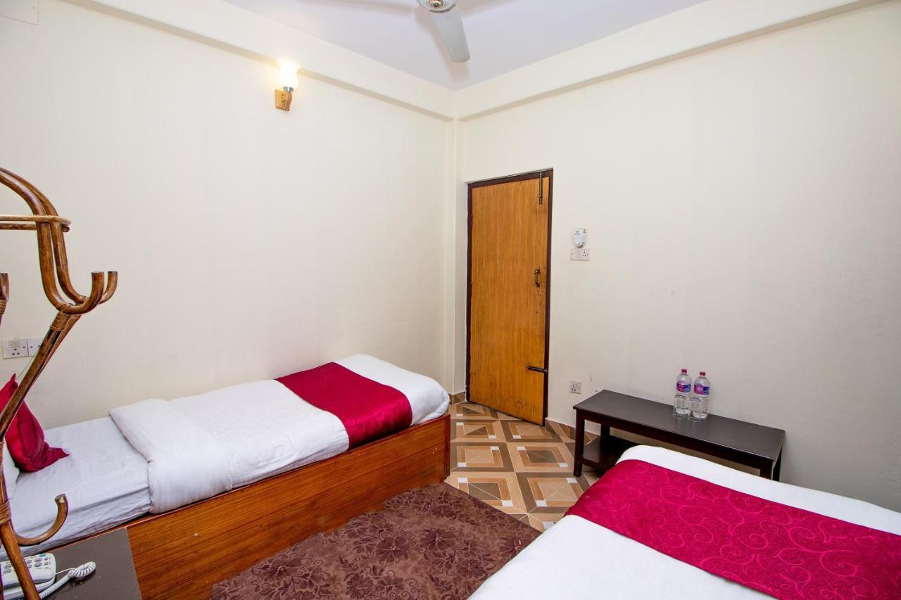 Hotel Royal Image Ποκάρα Εξωτερικό φωτογραφία
